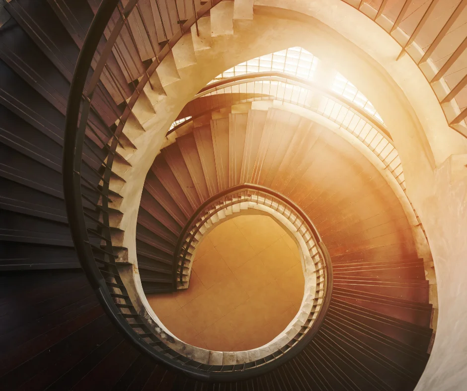 Julia Futterer - Wendeltreppe